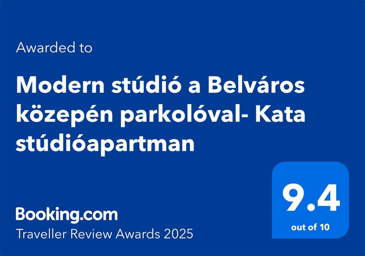 Modern Studio A Belvaros Koezepen Parkoloval- Kata Studioapartman Дьёр Экстерьер фото